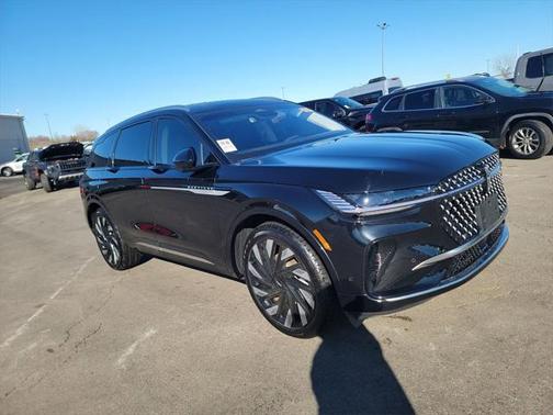 2024 Lincoln Nautilus Reserve