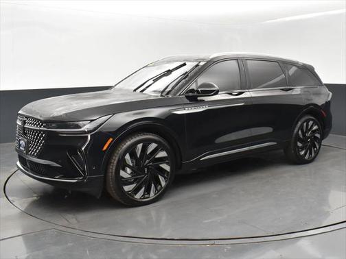 2024 Lincoln Nautilus Reserve