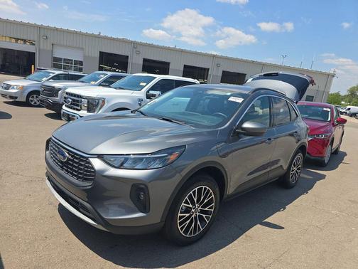 2024 Ford Escape PHEV SE