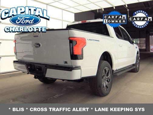 2024 Ford F-150 Lightning Flash