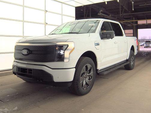 2024 Ford F-150 Lightning Flash