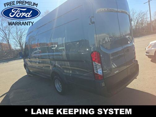 2022 Ford Transit-350 Base