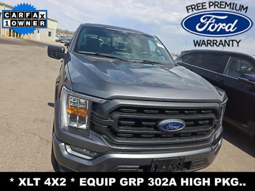 CARBONIZED GRAY METALLIC 2021 Ford F-150 XLT