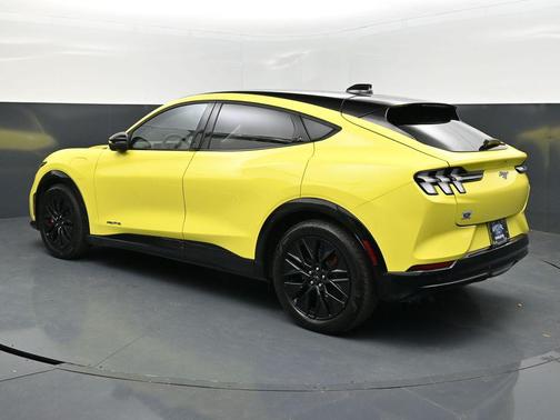 GRABBER YELLOW 2025 Ford Mustang Mach-E Premium