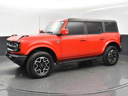 2022 Ford Bronco Outer Banks