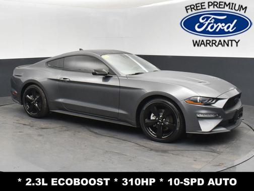 2022 Ford Mustang EcoBoost