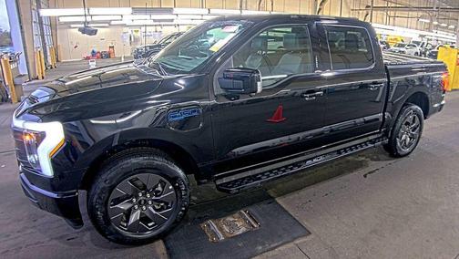 2024 Ford F-150 Lightning LARIAT