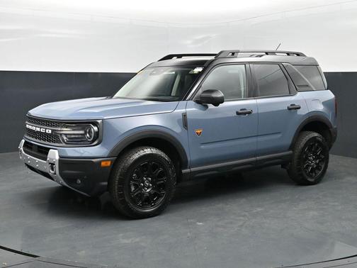 AZURE GRAY METALLIC TRI-COAT 2025 Ford Bronco Sport Badlands