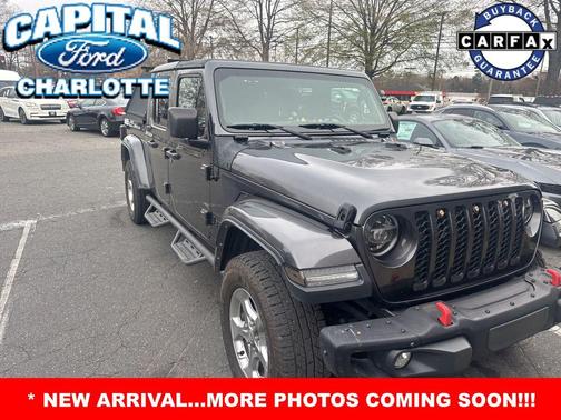 2021 Jeep Gladiator Sport