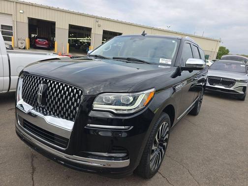 2022 Lincoln Navigator Black Label