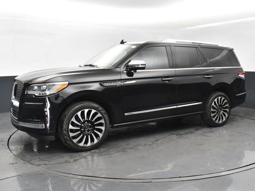 2022 Lincoln Navigator Black Label