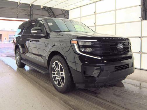 2025 Ford Expedition Max Active 4x4