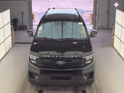 2025 Ford Expedition Max Active 4x4