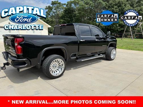 2022 Chevrolet Silverado 2500 High Country