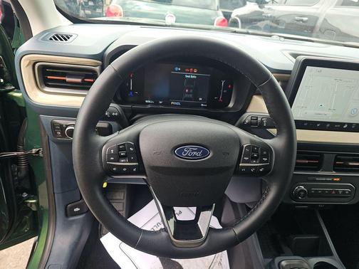 ERUPTION GREEN 2025 Ford Maverick Lariat