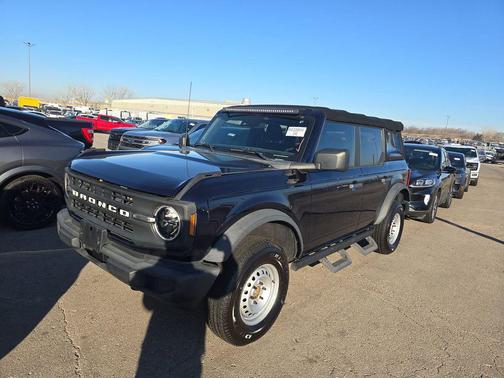 ANTIMATTER BLUE METALLIC 2021 Ford Bronco Base