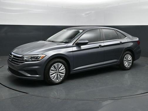 Platinum Gray Metallic 2019 Volkswagen Jetta 1.4T S