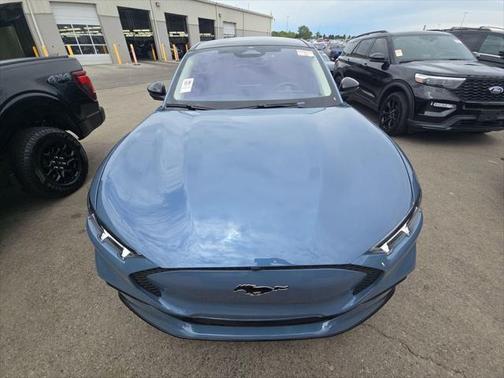 2023 Ford Mustang Mach-E California Route 1