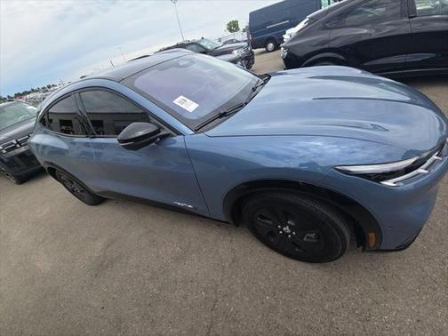 2023 Ford Mustang Mach-E California Route 1