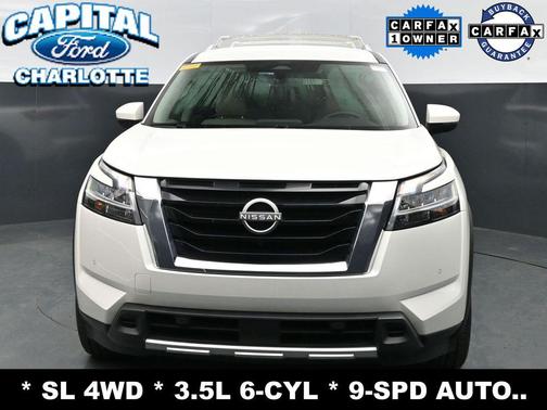 2023 Nissan Pathfinder SL 4WD
