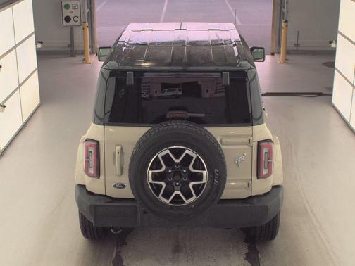DESERT SAND 2025 Ford Bronco Outer Banks