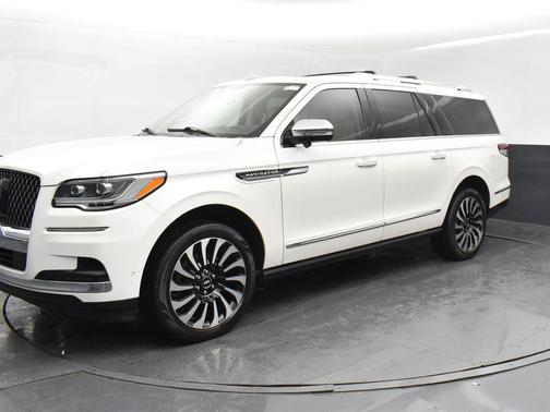 2022 Lincoln Navigator Black Label