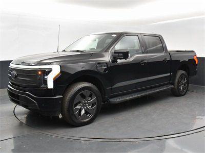 2023 Ford F-150 Lightning LARIAT