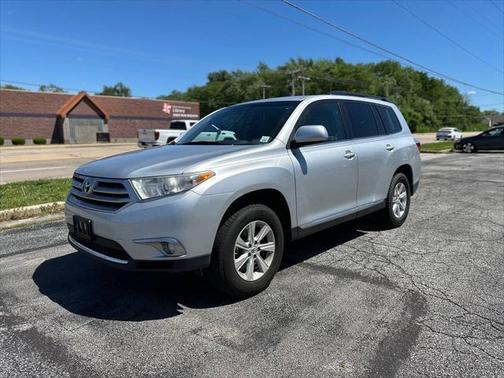 2011 Toyota Highlander SE
