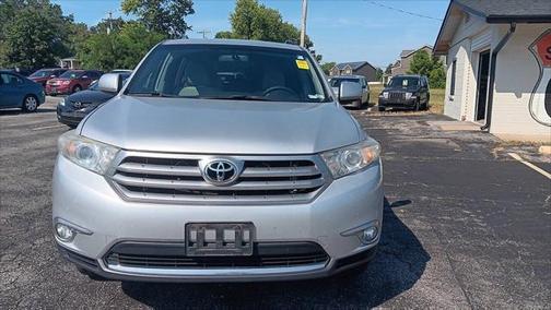2011 Toyota Highlander SE
