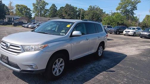 2011 Toyota Highlander SE