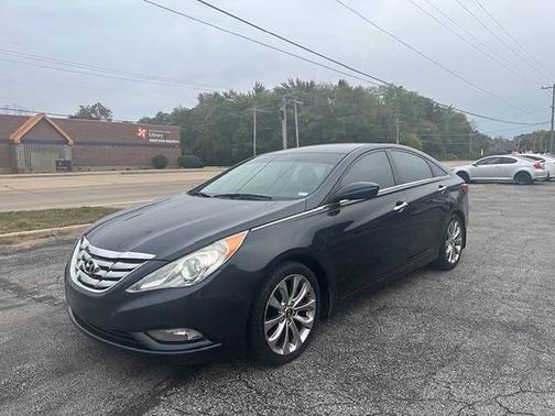 2013 Hyundai SONATA SE