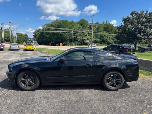 2014 Ford Mustang V6