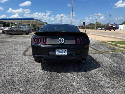 2014 Ford Mustang V6