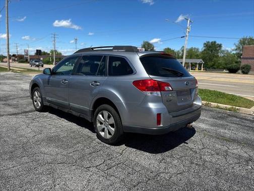 2010 Subaru Outback 2.5 i Premium