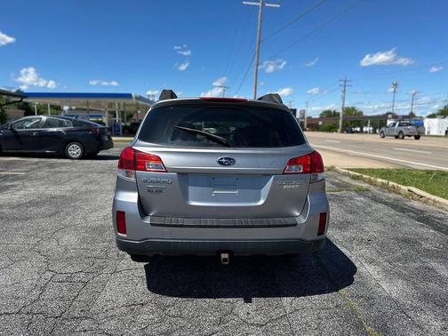2010 Subaru Outback 2.5 i Premium