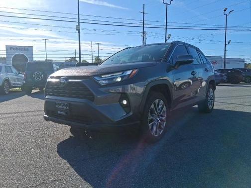 2024 Toyota RAV4 XLE PREMIUM