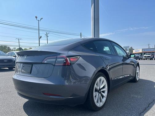 2023 Tesla Model 3 Base