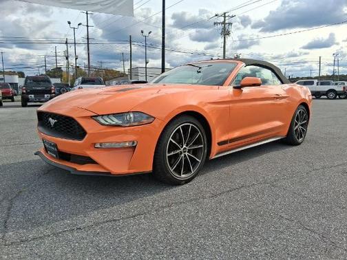 2021 Ford Mustang ECOBOOST PREMIUM