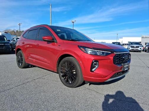 2023 Ford Escape ST-LINE ELITE
