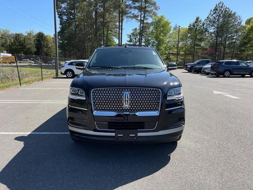 2023 Lincoln Navigator Standard