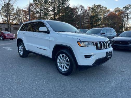 2021 Jeep Grand Cherokee LAREDO