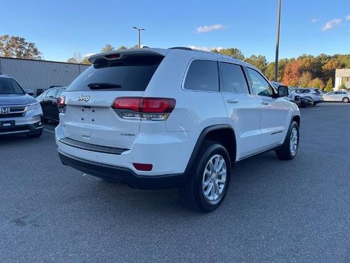 2021 Jeep Grand Cherokee LAREDO
