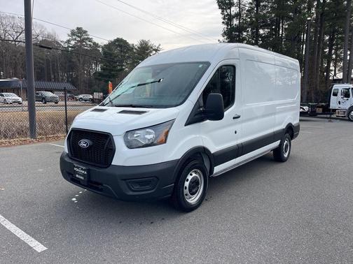 Oxford White 2026 Ford Transit-250 148 WB Medium Roof Cargo