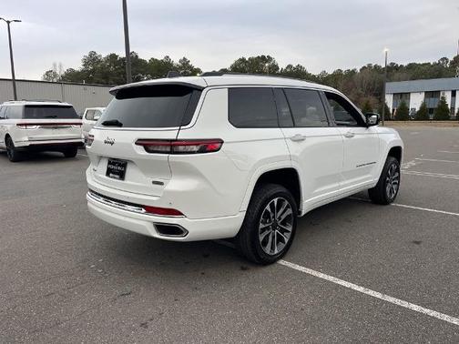 2023 Jeep Grand Cherokee OVERLAND