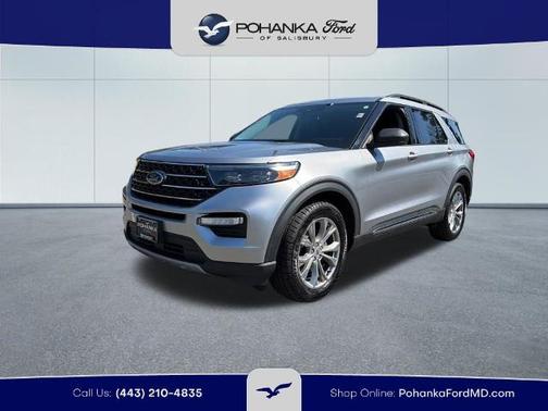 ICONIC SILVER METALLIC 2022 Ford Explorer XLT