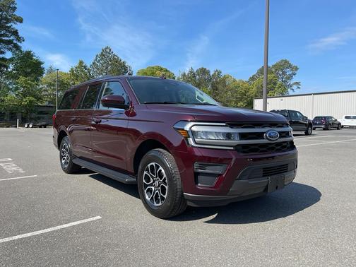 2024 Ford Expedition Max XLT