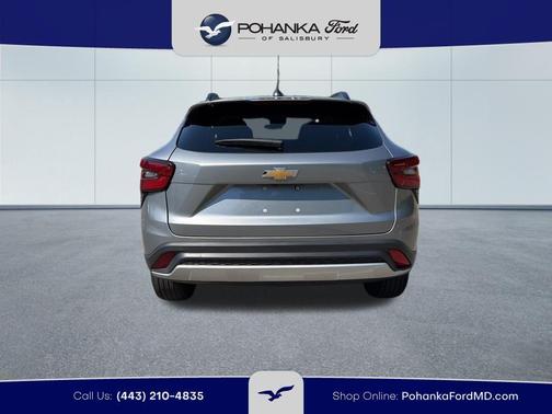 Sterling Gray Metallic 2025 Chevrolet Trax LT