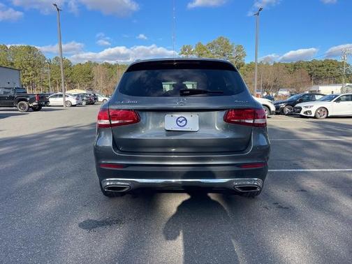 2017 Mercedes-Benz GLC 300 BASE 4MATIC