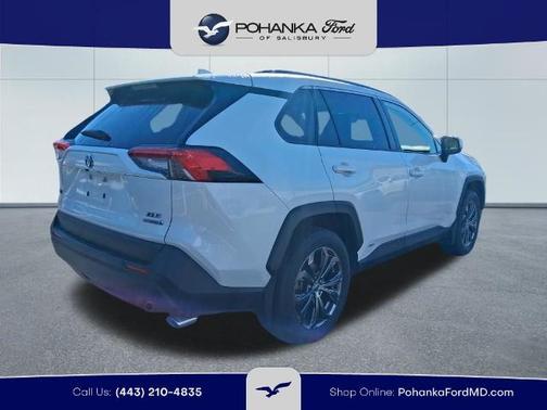 White 2022 Toyota RAV4 XLE PREMIUM