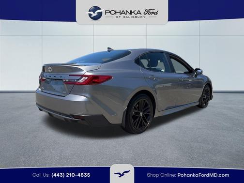 Metal 2025 Toyota Camry SE